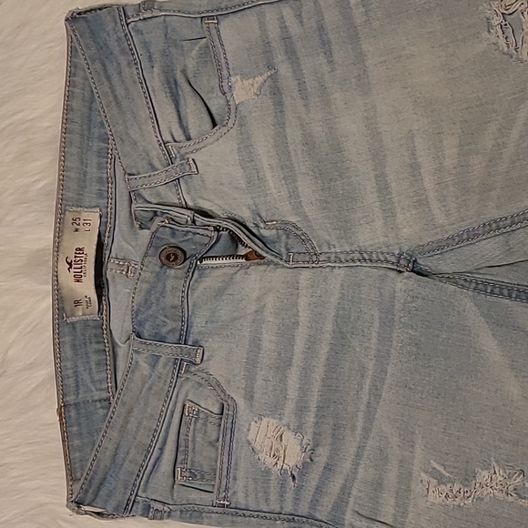 Distressed Jean's - Picture 2 of 5